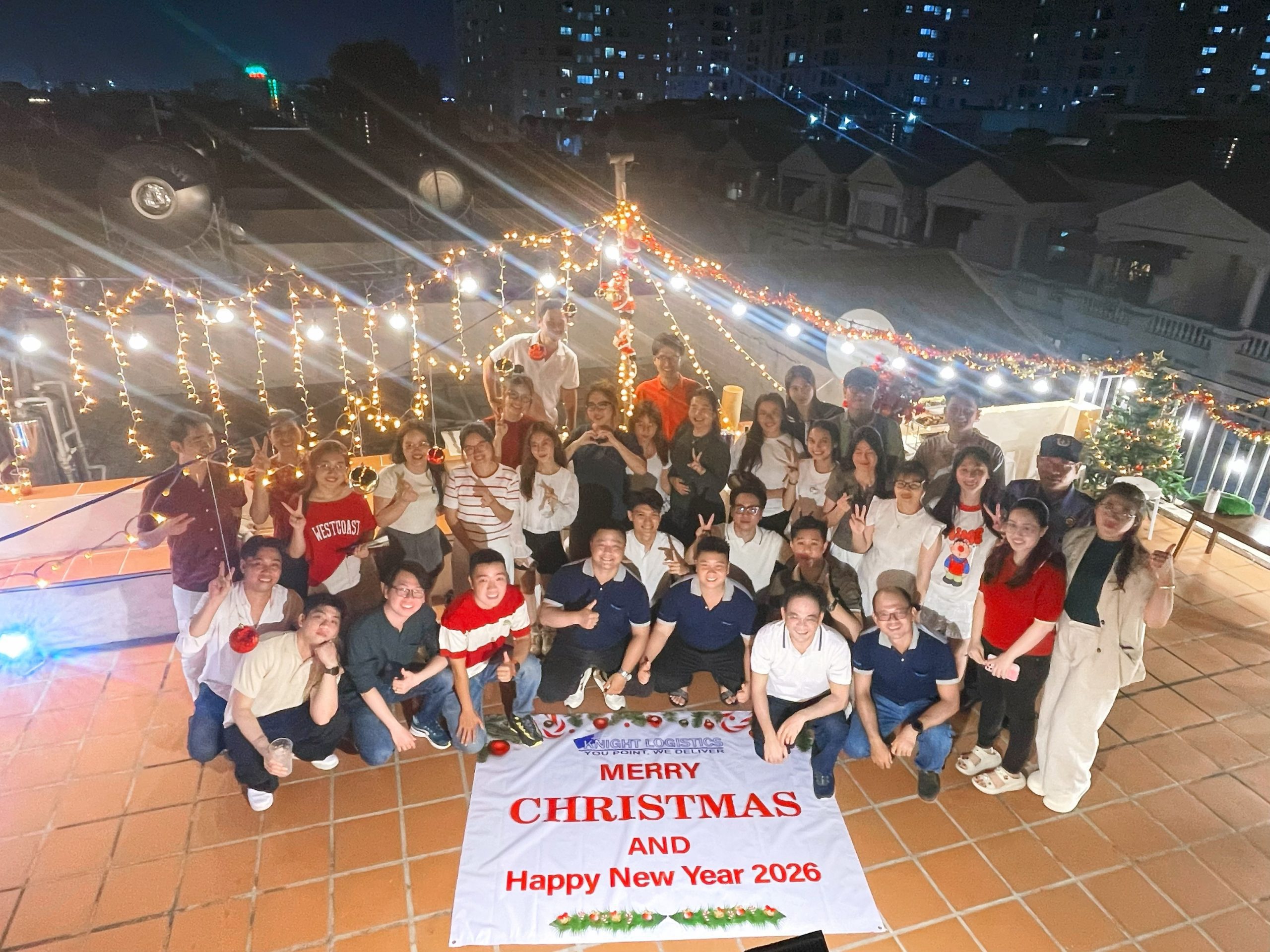 NOEL RỘN RÀNG CÙNG ĐẠI GIA ĐÌNH KNIGHTVERS
